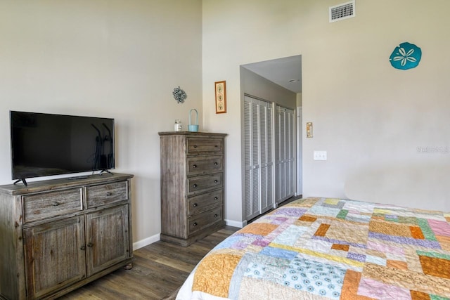 8550 A1A S Unit 323, Saint Augustine, FL 32080 - bedroom with dark wood-style flooring and baseboards