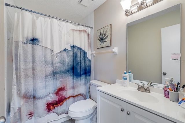 503 Kettering Way, Orange Park, FL 32073 - full bath featuring toilet, vanity, a shower with shower curtain, and a textured ceiling