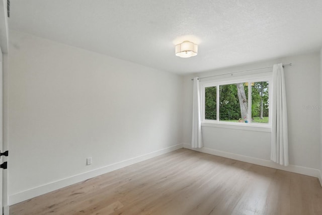 3 Cole Pl, Palm Coast, FL 32137 - unfurnished room with light wood-type flooring and baseboards