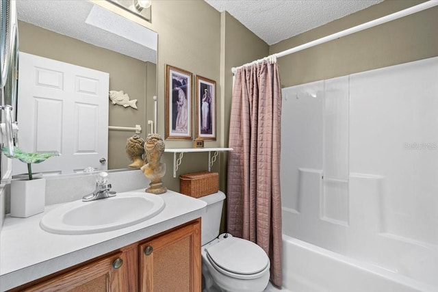 19 Utica Path, Palm Coast, FL 32164 - bathroom with a textured ceiling, toilet, shower / tub combo, and vanity