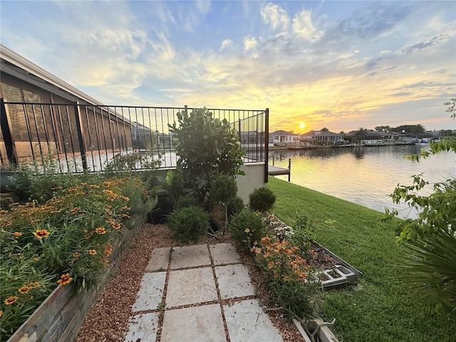 9 Cotton Ct, Palm Coast, FL 32137 - view of patio with a water view