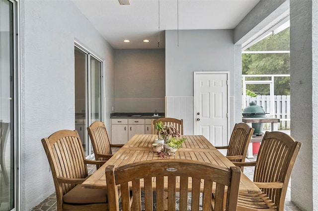 80 Flemingwood Ln, Palm Coast, FL 32137 - dining room with recessed lighting
