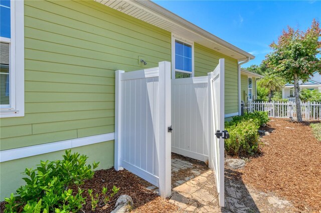 47 Hidden Treasure Dr, Palm Coast, FL 32137 - view of doorway to property
