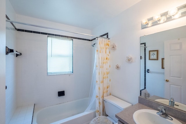 13 Point Of Woods Dr, Palm Coast, FL 32164 - bathroom with toilet, shower / bath combo, and vanity
