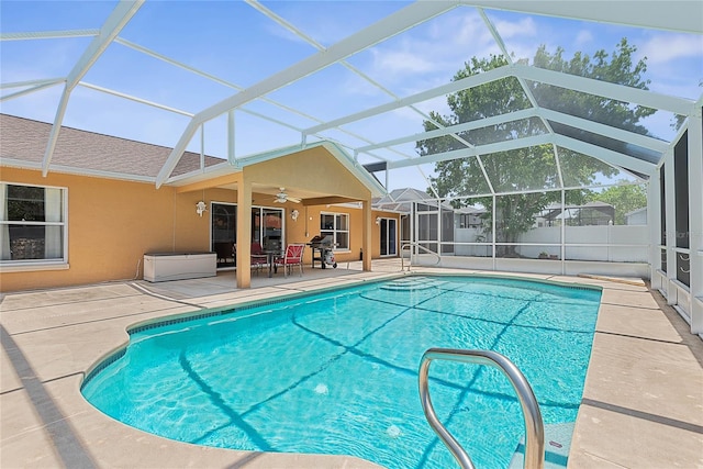 18 Royal Palm Ln, Palm Coast, FL 32164 - view of swimming pool with a patio area, a ceiling fan, and a lanai
