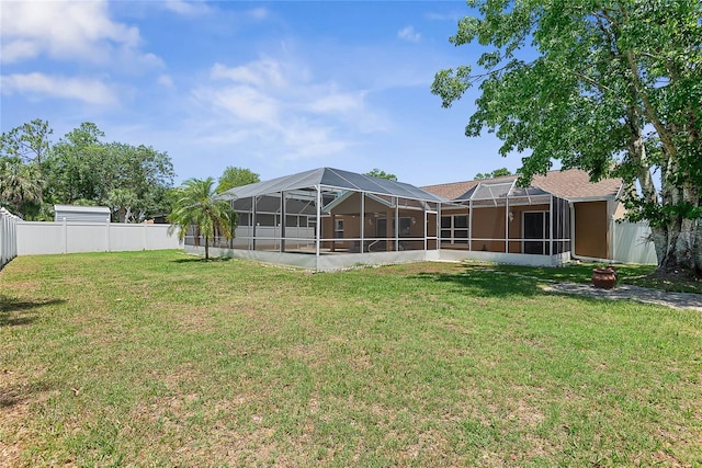 18 Royal Palm Ln, Palm Coast, FL 32164 - view of yard featuring glass enclosure