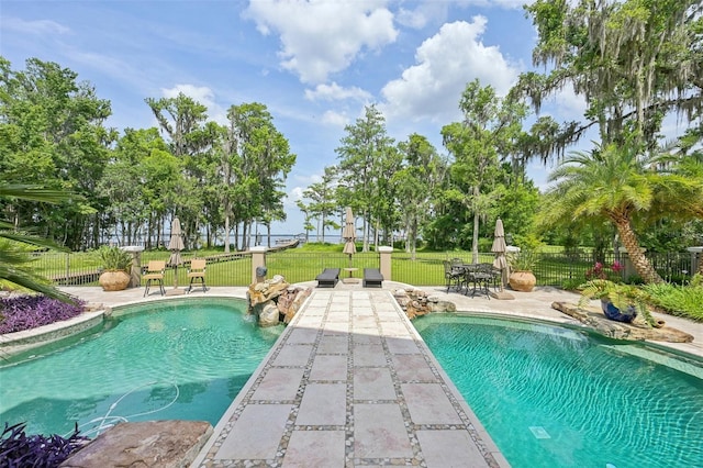 140 Monterey Bay Ln, Green Cove Springs, FL 32043 - view of swimming pool with a patio