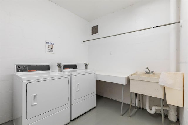 640 N Nova Rd Unit 117, Ormond Beach, FL 32174 - shared laundry with washing machine and dryer