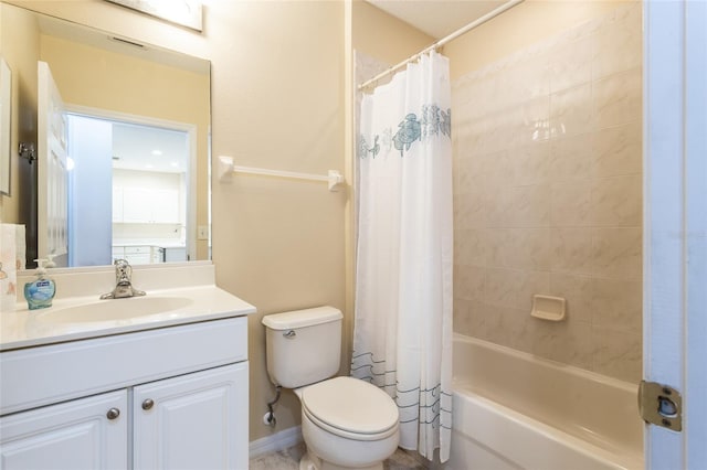 1100 Canopy Walk Ln Unit 1113, Palm Coast, FL 32137 - bathroom featuring vanity, toilet, and shower / bath combination with curtain