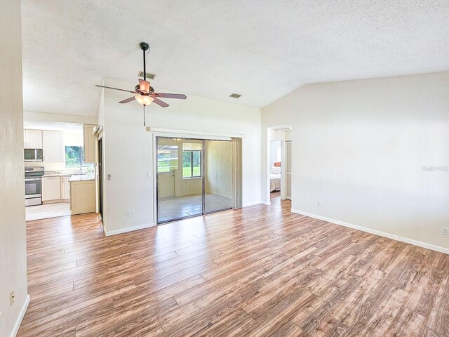 22 Blairsville Dr, Palm Coast, FL 32137 - photo 8