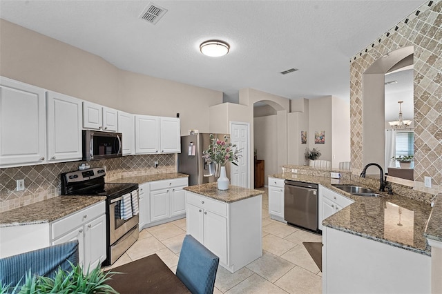 25216 Ironwedge Dr, Sorrento, FL 32776 - photo 9