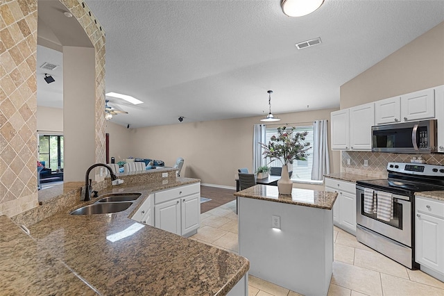 25216 Ironwedge Dr, Sorrento, FL 32776 - photo 13