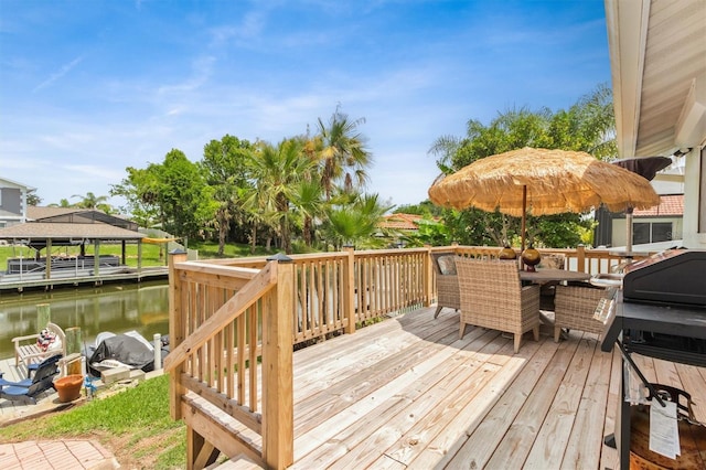 30 Clermont Ct, Palm Coast, FL 32137 - wooden terrace featuring a water view