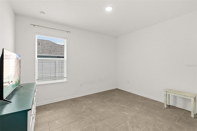 24 Beacon Mill Ln, Palm Coast, FL 32137 - empty room with baseboards, recessed lighting, and a smoke detector