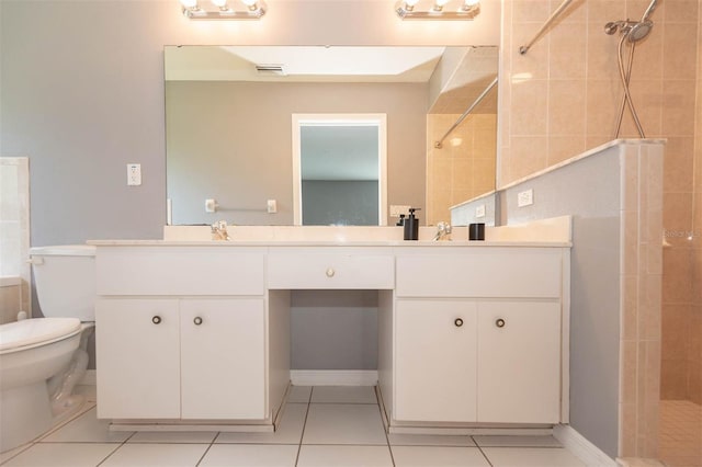 88 Pritchard Dr, Palm Coast, FL 32164 - bathroom with vanity, tiled shower, and tile patterned flooring