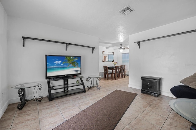 1333 E Lombardy Dr, Deltona, FL 32725 - photo 4