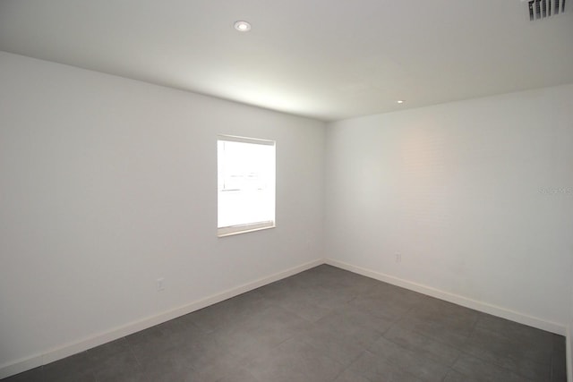 19 Cedarfield Ct, Palm Coast, FL 32137 - empty room featuring recessed lighting and baseboards