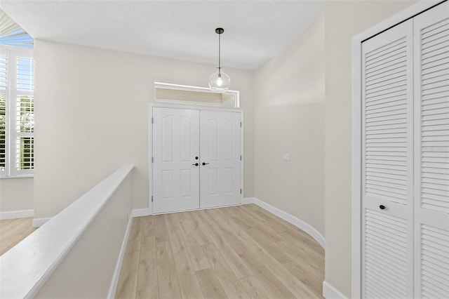 38 Kingsley Cir, Ormond Beach, FL 32174 - entrance foyer featuring light wood-style floors and baseboards