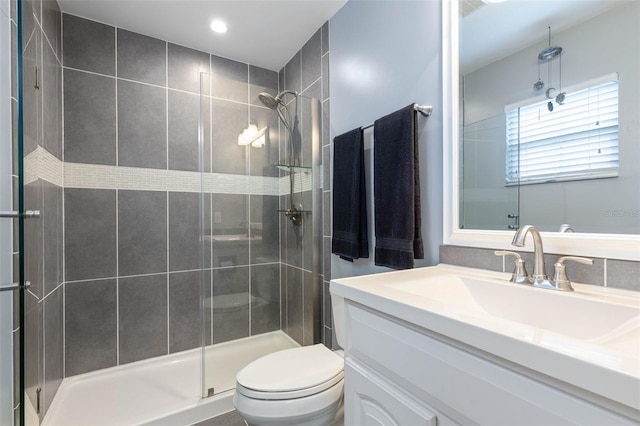 12 Fernwood Ln, Palm Coast, FL 32137 - bathroom featuring a stall shower and vanity