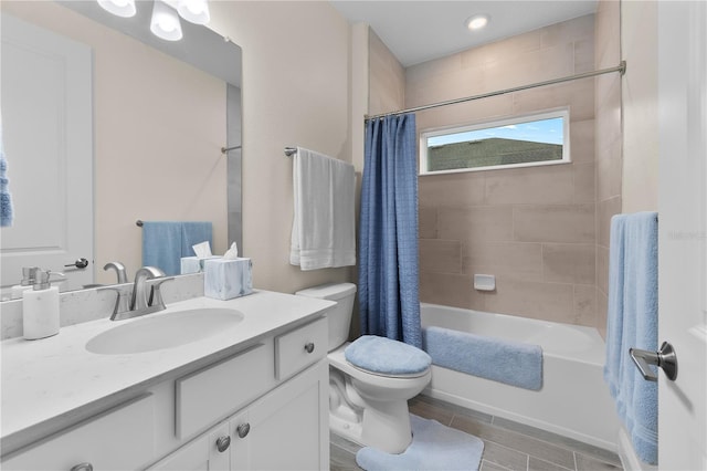 2137 Raglan Cir, Ormond Beach, FL 32174 - full bathroom with vanity and shower / bath combination with curtain