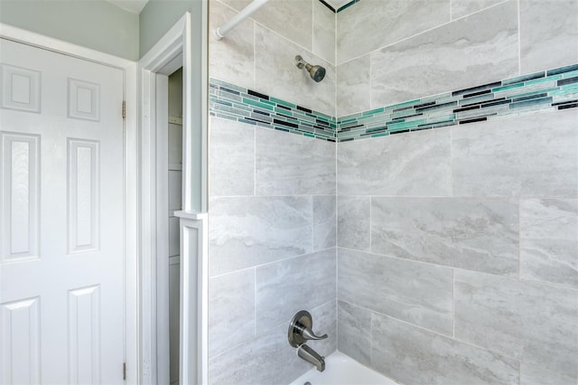 159 Southwind Cir, Saint Augustine, FL 32080 - full bath with shower / tub combination