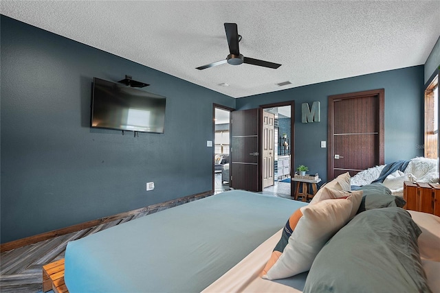 8 White Horse Ln, Palm Coast, FL 32164 - bedroom featuring access to outside, a textured ceiling, and a ceiling fan
