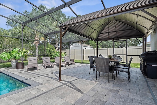 8 White Horse Ln, Palm Coast, FL 32164 - fenced backyard with a patio, area for grilling, a lanai, and outdoor dining space