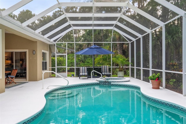 1254 Royal Pointe Ln, Ormond Beach, FL 32174 - view of swimming pool featuring a patio and a pool with connected hot tub