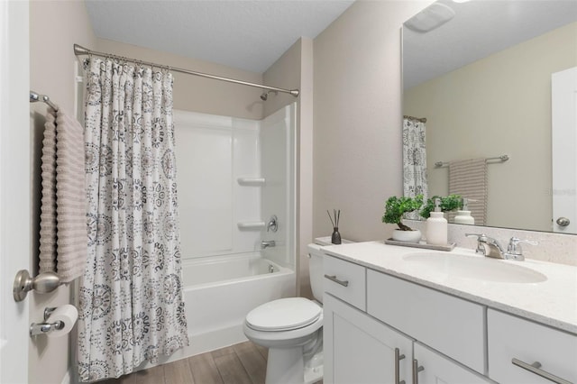 43 Lumber Jack Trl, Palm Coast, FL 32137 - bathroom with vanity, shower / tub combo with curtain, and wood finished floors