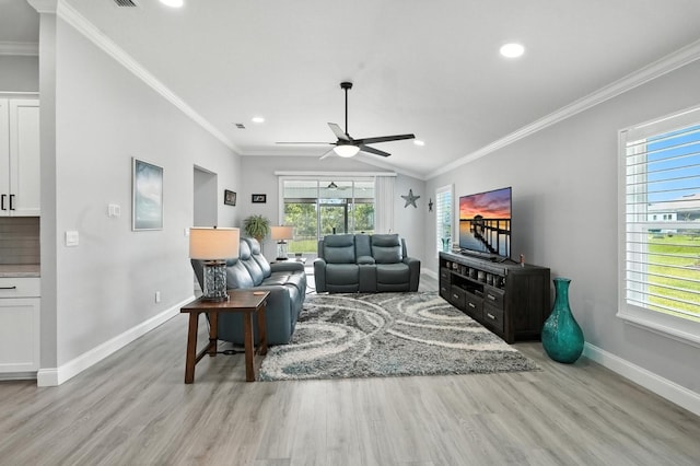47 Lumberjack Trl, Palm Coast, FL 32137 - living room featuring light wood-style floors, ceiling fan, crown molding, recessed lighting, and vaulted ceiling