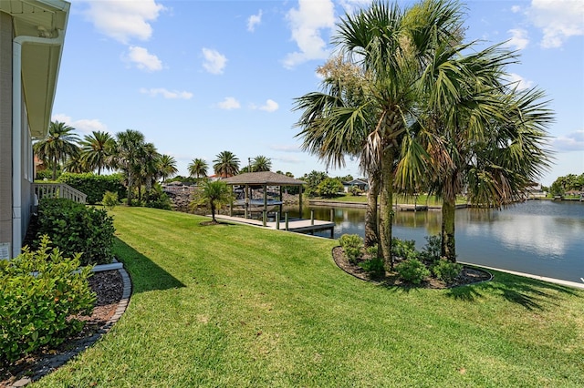 4 Old Oak Dr N, Palm Coast, FL 32137 - view of grassy yard with a water view