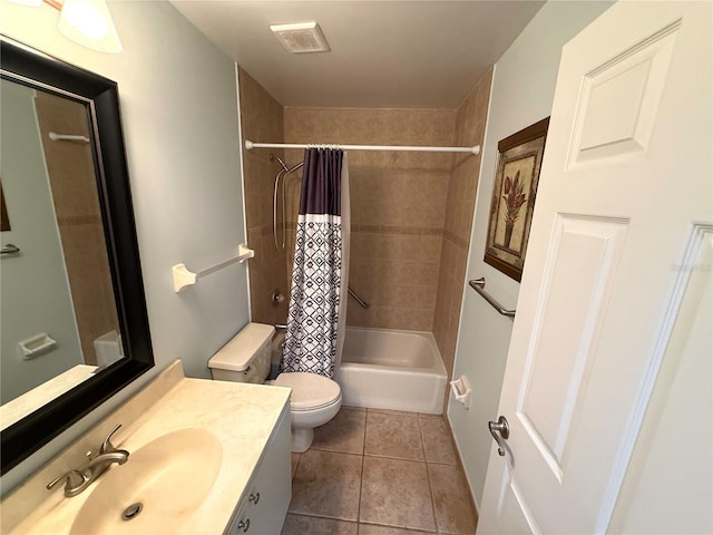 59 Rivers Edge Ln Unit 59, Palm Coast, FL 32137 - bathroom featuring tile patterned flooring, vanity, and shower / bathtub combination with curtain