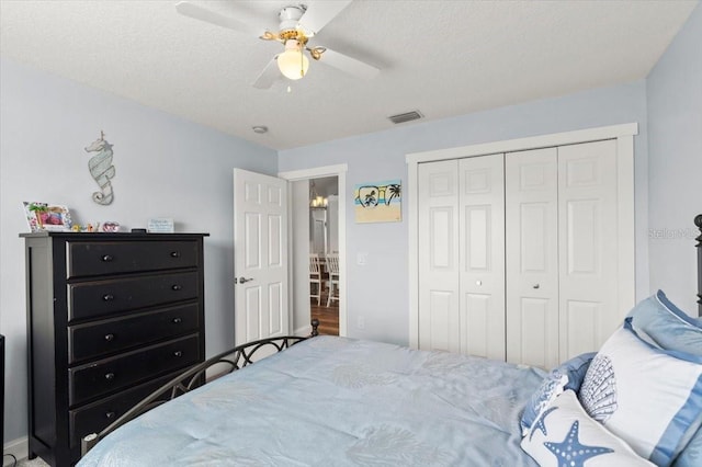1904 Rouzbeh Ct, Port Orange, FL 32128 - bedroom with a closet and ceiling fan