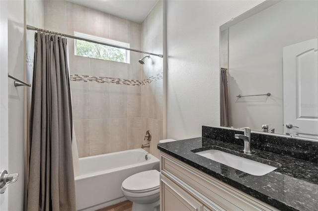 9 Elder Pl, Palm Coast, FL 32164 - bathroom with vanity and shower / tub combo
