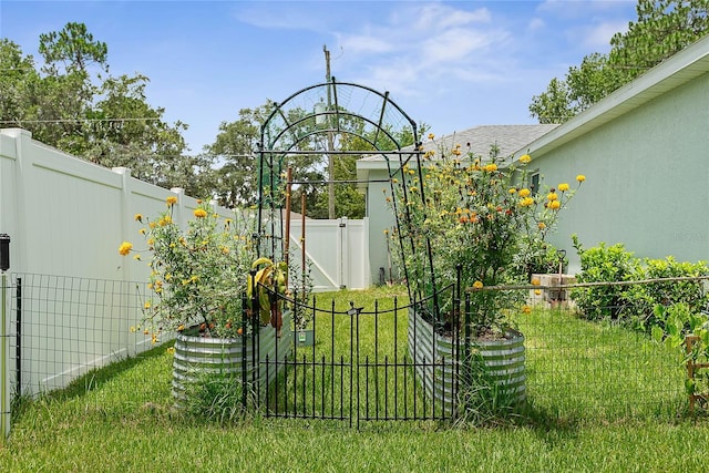 7 Pine Bush Ln, Palm Coast, FL 32164 - view of gate