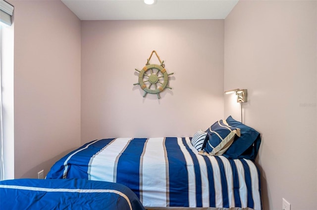 19 Bay Dr, Palm Coast, FL 32137 - bedroom featuring recessed lighting