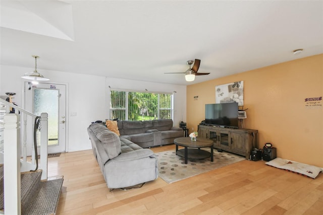 317 Shore Dr E, Oldsmar, FL 34677 - photo 38