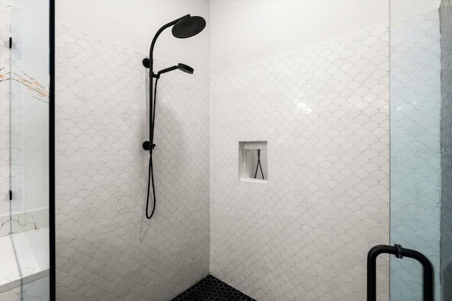 476 Stirling Bridge Dr, Ormond Beach, FL 32174 - bathroom with a stall shower