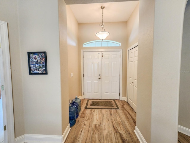 8 Wiltshire Pl, Palm Coast, FL 32164 - foyer with wood finished floors