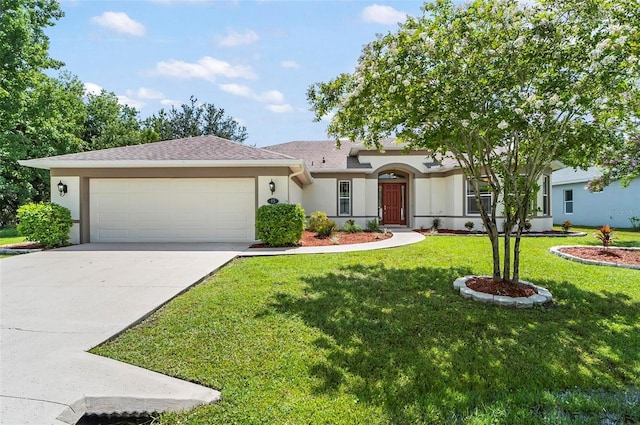 15 Long Pl, Palm Coast, FL 32137 - ranch-style home featuring stucco siding, concrete driveway, a front lawn, and an attached garage