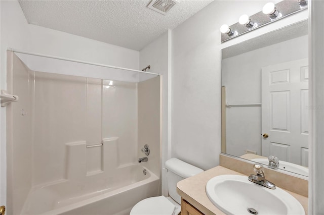 112 Ulaturn Trl, Palm Coast, FL 32164 - bathroom with a textured ceiling, vanity, and tub / shower combination