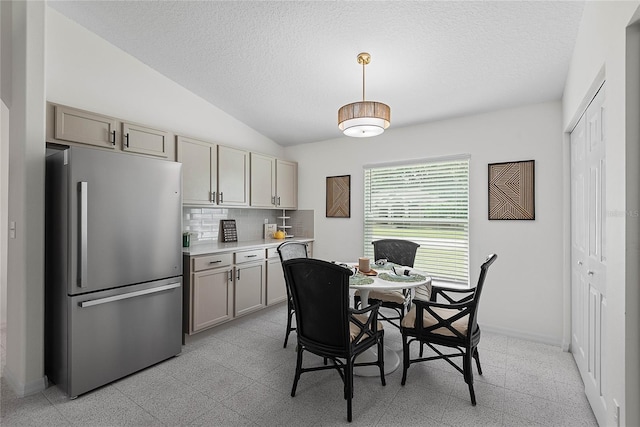 23 Powder Horn Dr, Palm Coast, FL 32164 - photo 2