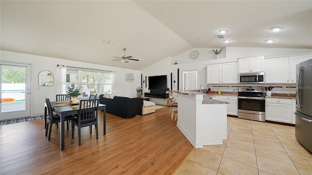 108 Birchwood Dr, Palm Coast, FL 32137 - photo 3