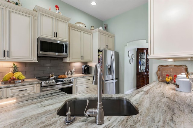 201 Frankford Ln, Palm Coast, FL 32137 - photo 18