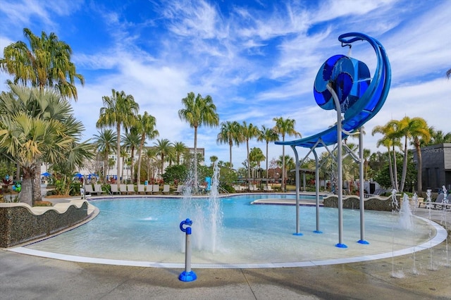 view of swimming pool