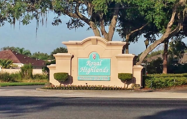 view of community sign