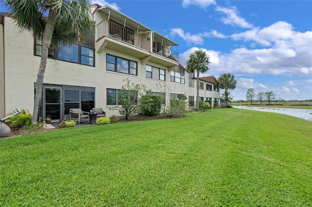 exterior space featuring a yard