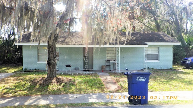 view of front of house