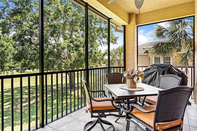 view of sunroom / solarium