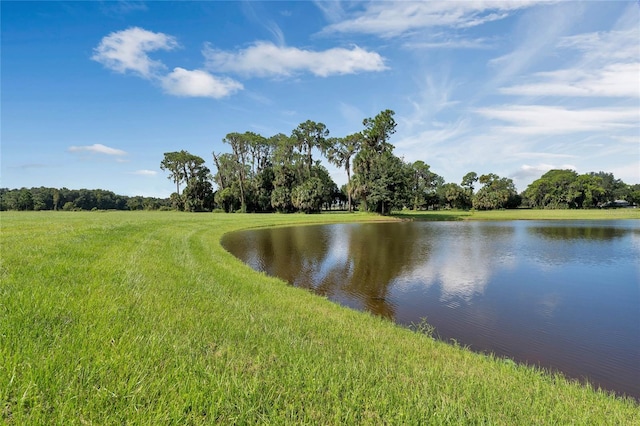 Listing photo 3 for 3430 Lake Diane Rd, Tavares FL 32778